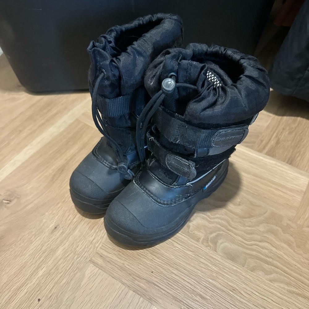Baffin Kids Black Winter Snow Boots